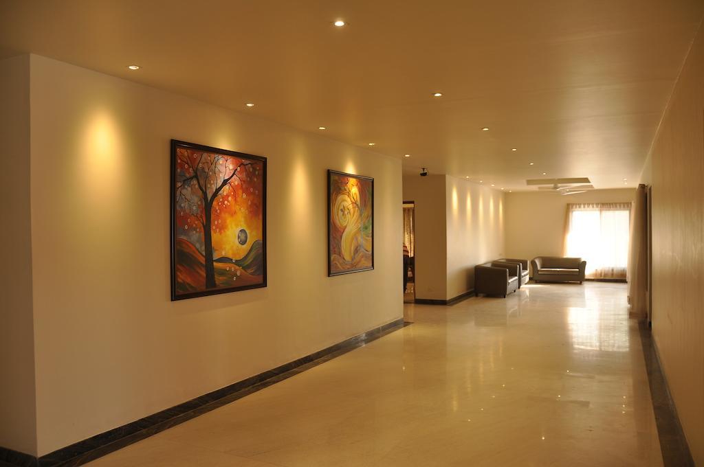 Hotel Grand 3D Bhuj Esterno foto