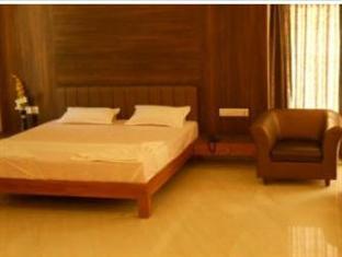 Hotel Grand 3D Bhuj Esterno foto